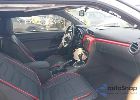 2014 Scion Tc from USA, damaged, VIN JTKJF5C7XE3076719